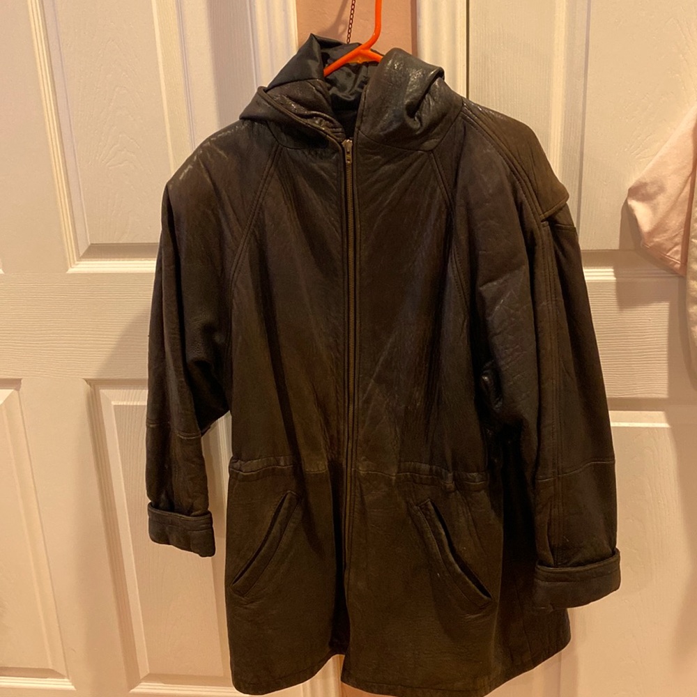 VINTAGE women’s black leather hooded anorak-style jacket.  EUC
